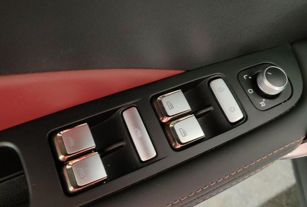 Geely Coolray I Ярославль  - изображение 17