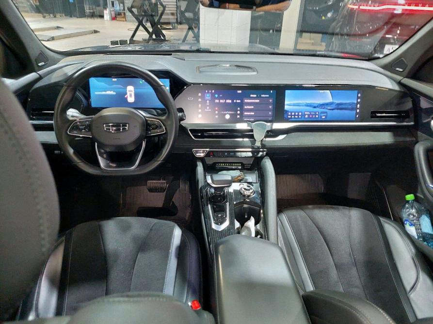 Geely Monjaro I Москва  - изображение 8