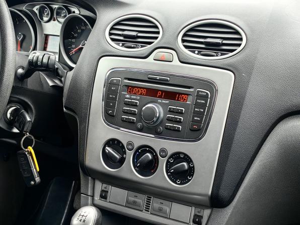 Ford Focus II Рестайлинг с пробегом 2010 года, цена 409 000 рублей, 265591 км, универсал, Автокод Объявления