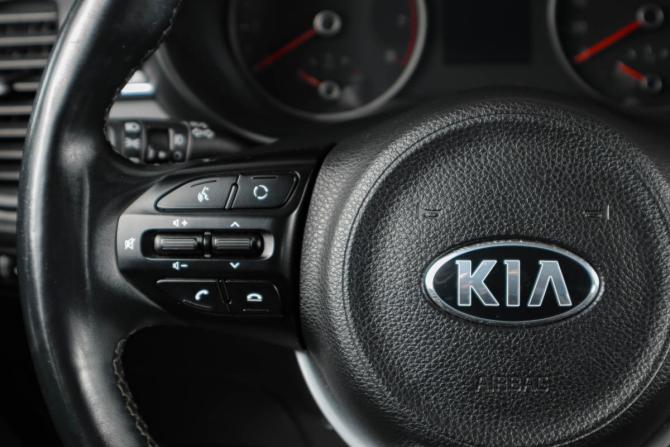 Kia Rio IV с пробегом 2019 года, цена 1 679 000 рублей, 134709 км, седан, Автокод Объявления