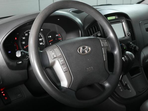 Hyundai Grand Starex I с пробегом 2015 года, цена 2 119 000 рублей, 190592 км, минивэн, Автокод Объявления