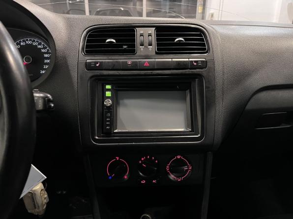 Volkswagen Polo V с пробегом 2012 года, цена 410 000 рублей, 184277 км, седан, Автокод Объявления