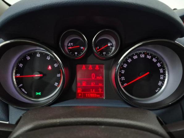 Opel Mokka I с пробегом 2013 года, цена 1 300 000 рублей, 118000 км, внедорожник, Автокод Объявления