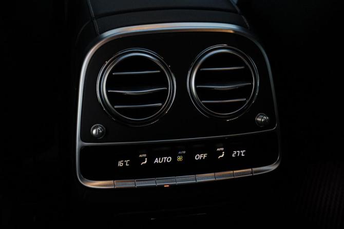 Mercedes-Benz S-Класс VI (W222 C217) Рестайлинг с пробегом 2019 года, цена 5 050 000 рублей, 157331 км, седан, Автокод Объявления