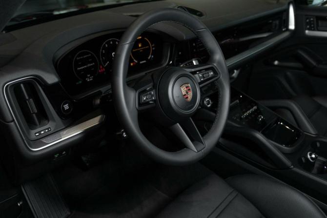 Новый Porsche Cayenne III Рестайлинг 2025 года, цена 16 610 000 рублей, внедорожник, Автокод Объявления
