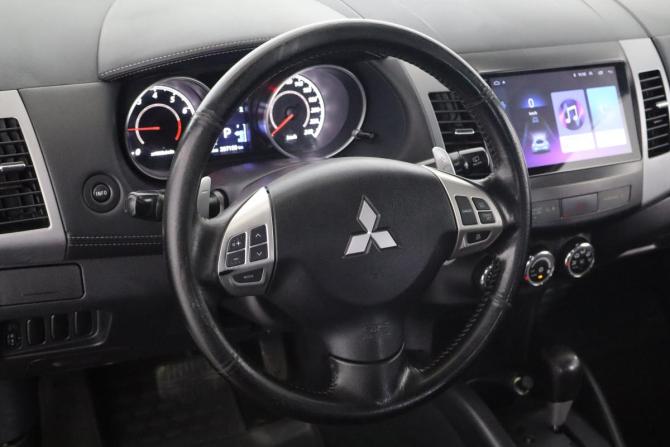 Mitsubishi Outlander II Рестайлинг с пробегом 2011 года, цена 879 000 рублей, 206000 км, внедорожник, Автокод Объявления