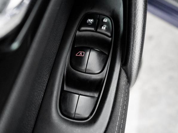 Nissan Qashqai II с пробегом 2015 года, цена 1 468 500 рублей, 126346 км, внедорожник, Автокод Объявления
