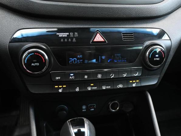 Hyundai Tucson III с пробегом 2018 года, цена 2 249 000 рублей, 188354 км, внедорожник, Автокод Объявления
