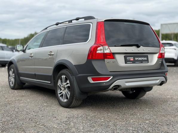 Volvo XC70 II с пробегом 2011 года, цена 1 255 000 рублей, 321000 км, универсал, Автокод Объявления