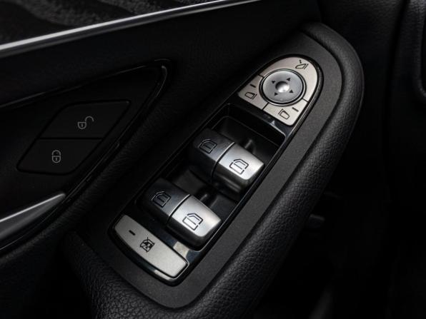 Mercedes-Benz GLC I (X253) Рестайлинг с пробегом 2021 года, цена 4 683 000 рублей, 43328 км, внедорожник, Автокод Объявления