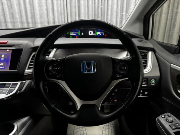 Honda Jade I с пробегом 2015 года, цена 1 370 000 рублей, 124169 км, компактвэн, Автокод Объявления
