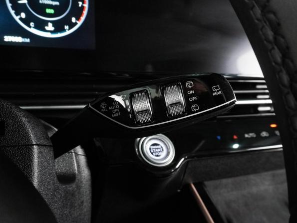 Omoda C5 I с пробегом 2023 года, цена 1 987 000 рублей, 27888 км, внедорожник, Автокод Объявления