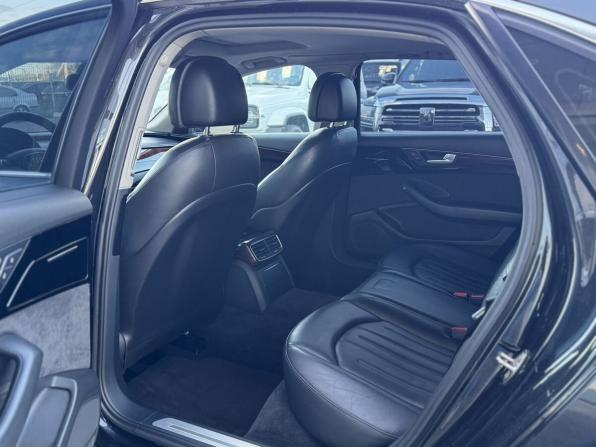 Audi A8 III (D4) с пробегом 2013 года, цена 1 195 000 рублей, 331219 км, седан, Автокод Объявления