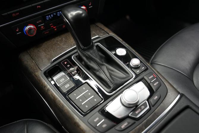 Audi A6 IV (C7) Рестайлинг с пробегом 2016 года, цена 2 345 000 рублей, 189166 км, седан, Автокод Объявления