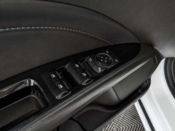Ford Mondeo V с пробегом 2018 года, цена 1 940 000 рублей, 105357 км, седан, Автокод Объявления