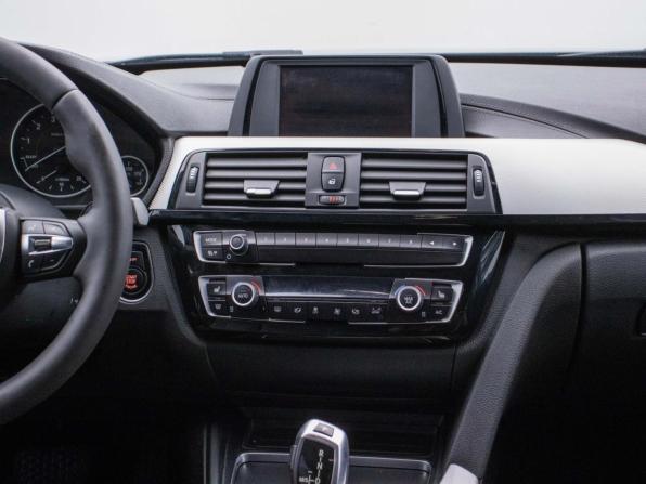 BMW 3 серии VI (F3x) Рестайлинг с пробегом 2018 года, цена 2 505 000 рублей, 104536 км, седан, Автокод Объявления