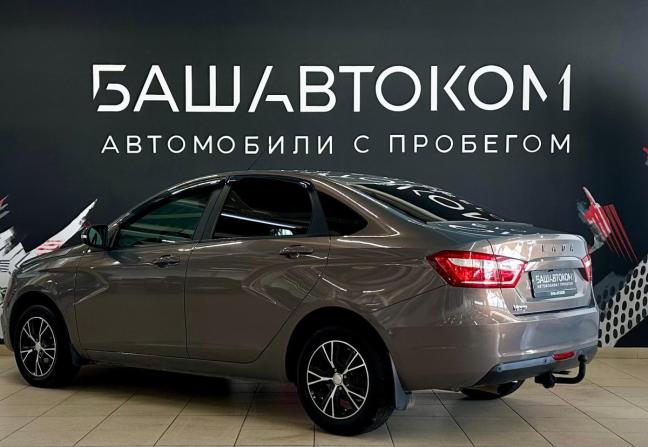 Lada (ВАЗ) Vesta I с пробегом 2018 года, цена 840 000 рублей, 122005 км, седан, Автокод Объявления