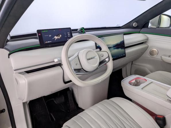 Exeed Exlantix ET с пробегом 2025 года, цена 4 700 000 рублей, 38730 км, внедорожник, Автокод Объявления