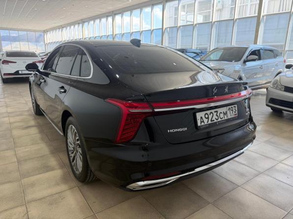 Hongqi H5 II с пробегом 2024 года, цена 3 590 000 рублей, 692 км, седан, Автокод Объявления