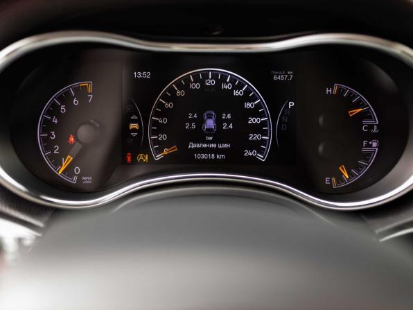 Jeep Grand Cherokee IV (WK2) Рестайлинг с пробегом 2018 года, цена 4 045 000 рублей, 103017 км, внедорожник, Автокод Объявления