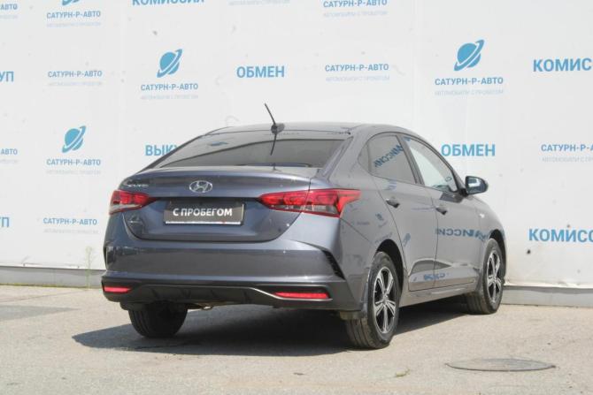 Hyundai Solaris II Рестайлинг с пробегом 2021 года, цена 1 690 000 рублей, 82000 км, седан, Автокод Объявления