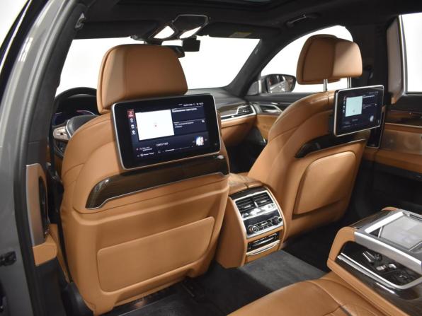 BMW 7 серии VI (G11/G12) Рестайлинг с пробегом 2022 года, цена 7 669 900 рублей, 68406 км, седан, Автокод Объявления