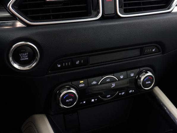 Mazda CX-5 II с пробегом 2018 года, цена 2 690 000 рублей, 86384 км, внедорожник, Автокод Объявления