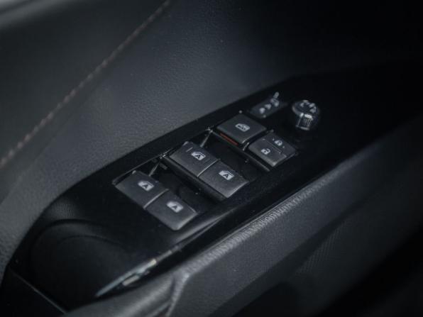 Toyota Camry VIII (XV70) с пробегом 2020 года, цена 2 810 000 рублей, 155714 км, седан, Автокод Объявления