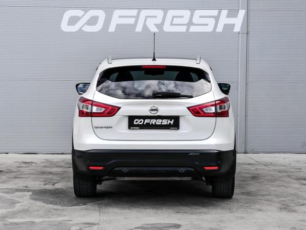 Nissan Qashqai II с пробегом 2014 года, цена 1 590 000 рублей, 203041 км, внедорожник, Автокод Объявления