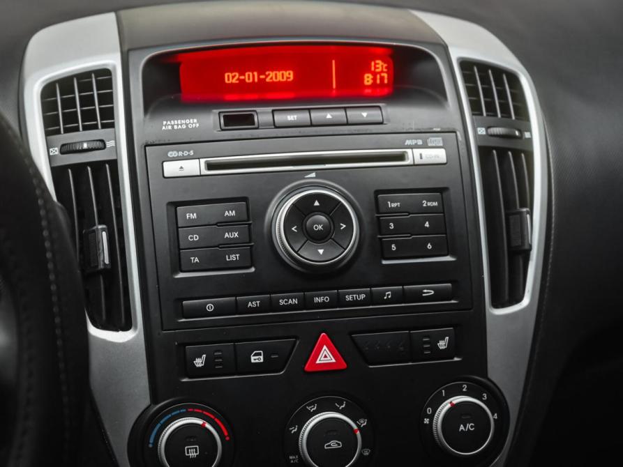 Kia Ceed I Рестайлинг Челябинск  - изображение 24