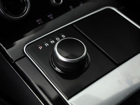 Land Rover Range Rover Velar I с пробегом 2018 года, цена 3 299 000 рублей, 111328 км, внедорожник, Автокод Объявления