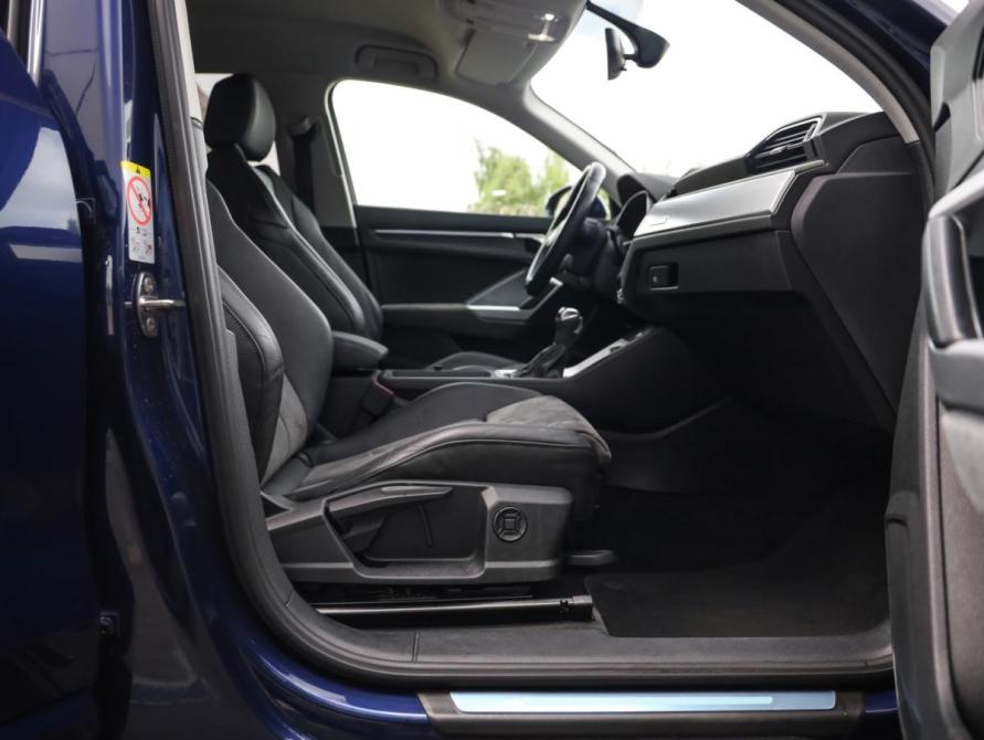 Audi Q3 II (F3) Санкт-Петербург  - изображение 29