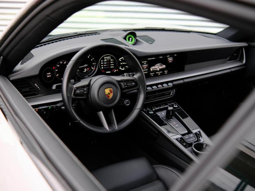 Porsche 911 VIII (992) Сочи  - изображение 17