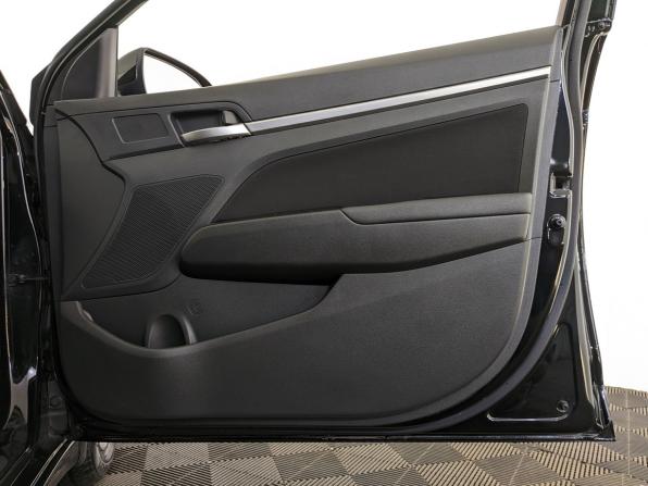 Hyundai Elantra VI (AD) Рестайлинг с пробегом 2020 года, цена 1 795 000 рублей, 42520 км, седан, Автокод Объявления