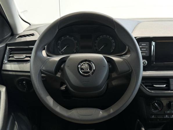 Skoda Rapid II с пробегом 2021 года, цена 1 580 000 рублей, 34926 км, лифтбек, Автокод Объявления