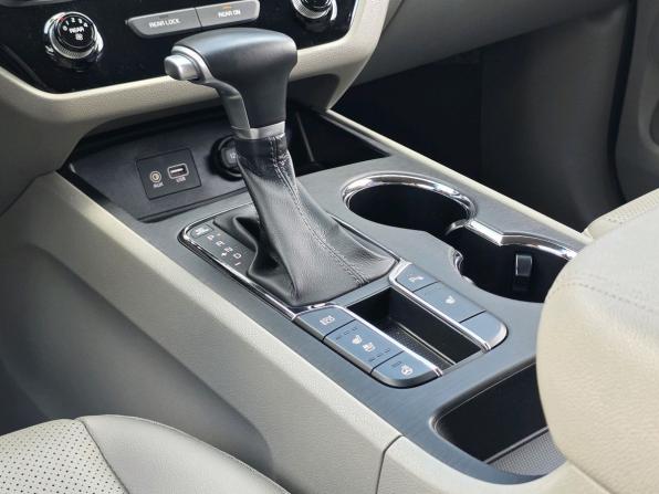 Kia Carnival IV с пробегом 2020 года, цена 3 150 000 рублей, 59900 км, минивэн, Автокод Объявления