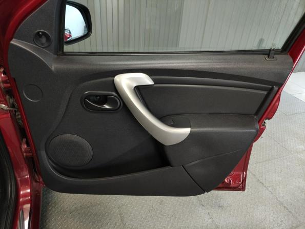 Renault Logan I Рестайлинг с пробегом 2011 года, цена 390 000 рублей, 203154 км, седан, Автокод Объявления
