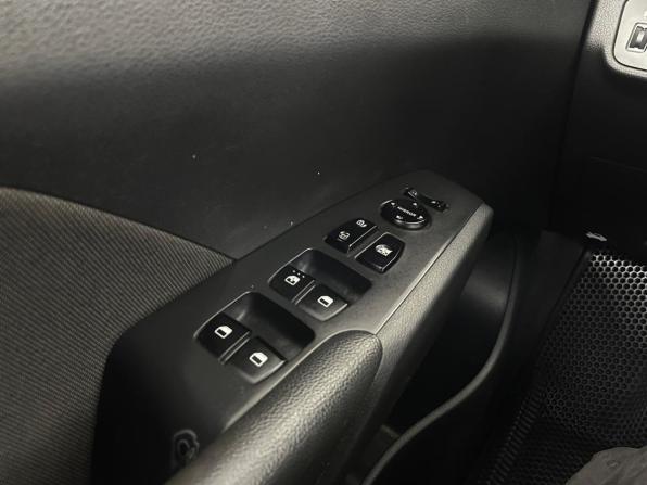 Hyundai Solaris II с пробегом 2018 года, цена 1 270 000 рублей, 156400 км, седан, Автокод Объявления