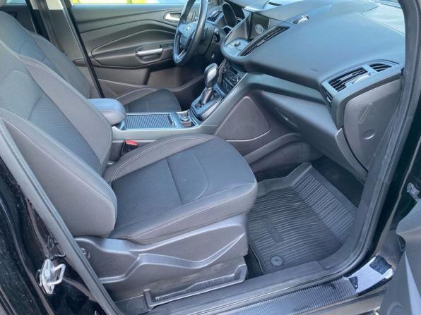 Ford Kuga II Рестайлинг с пробегом 2018 года, цена 1 590 000 рублей, 122437 км, внедорожник, Автокод Объявления