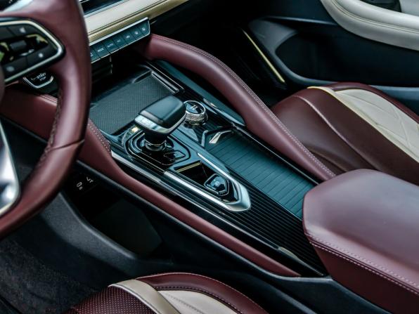 Geely Monjaro I с пробегом 2023 года, цена 2 600 000 рублей, 133727 км, внедорожник, Автокод Объявления