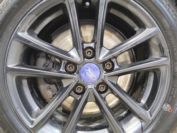 Ford Focus III Рестайлинг с пробегом 2017 года, цена 882 700 рублей, 168073 км, седан, Автокод Объявления