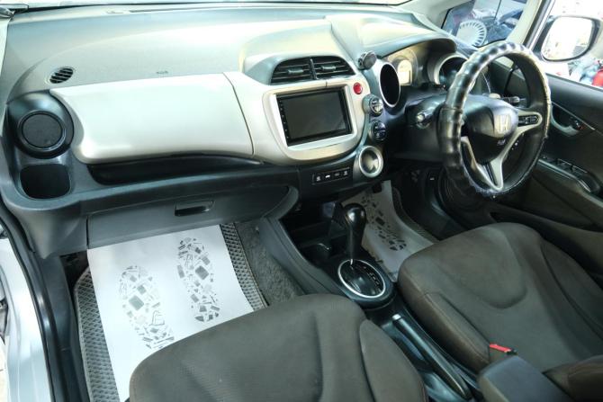 Honda Fit II с пробегом 2010 года, цена 529 000 рублей, 566000 км, хэтчбек, Автокод Объявления