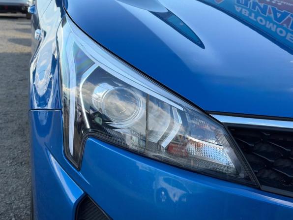 Kia Rio IV Рестайлинг с пробегом 2021 года, цена 1 550 000 рублей, 43141 км, седан, Автокод Объявления