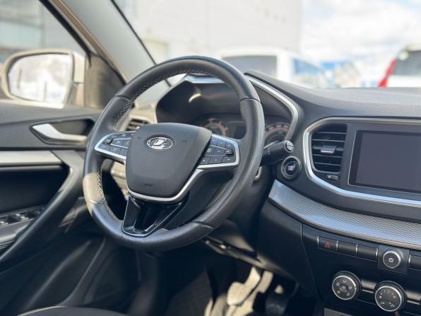 Lada (ВАЗ) Vesta I Рестайлинг (NG) с пробегом 2023 года, цена 1 020 000 рублей, 90685 км, седан, Автокод Объявления