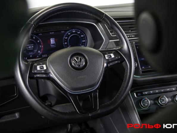 Volkswagen Tiguan II с пробегом 2017 года, цена 2 928 000 рублей, 58306 км, внедорожник, Автокод Объявления