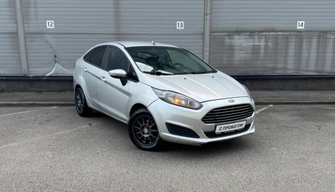 Ford Fiesta Mk6 Рестайлинг с пробегом 2016 года, цена 579 000 рублей, 171578 км, седан, Автокод Объявления