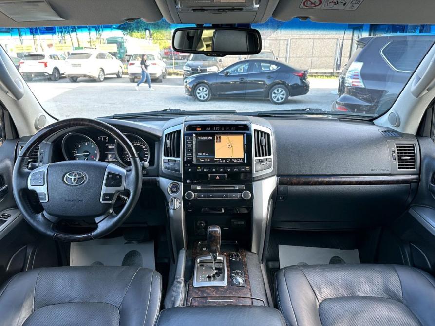 Toyota Land Cruiser 200 Series Рестайлинг 1 Пермь  - изображение 19