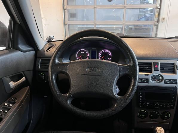 Lada (ВАЗ) Priora I с пробегом 2011 года, цена 320 000 рублей, 108751 км, седан, Автокод Объявления