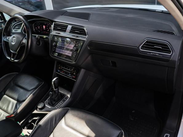 Volkswagen Tiguan II с пробегом 2019 года, цена 2 450 000 рублей, 194183 км, внедорожник, Автокод Объявления