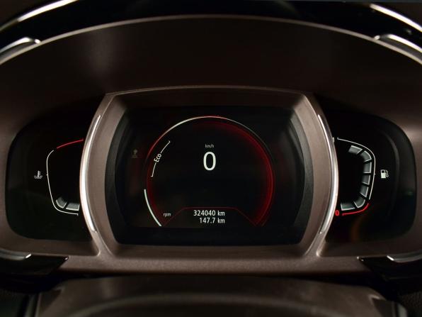 Renault Espace V с пробегом 2017 года, цена 1 665 995 рублей, 324039 км, минивэн, Автокод Объявления